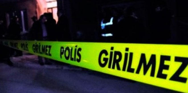 vantvhaber's tweet photo. Van'da bir kişi öldürüldü
https://t.co/RJJSKpeTYQ https://t.co/une9nrRliZ