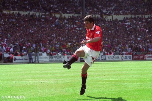50 today! Happy birthday to former defender Denis Irwin, seen here in action in 1993 