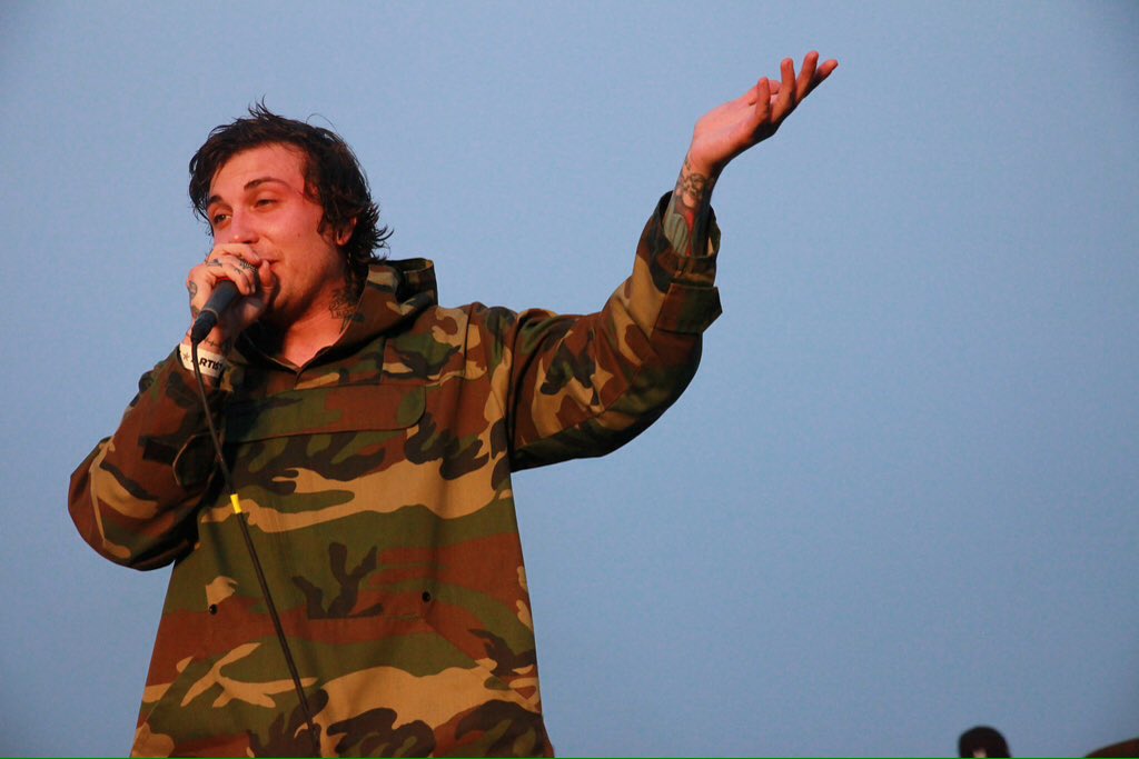 And happy birthday to one of my favourite people, Mr Frank Iero, hope you have an amazing day! 