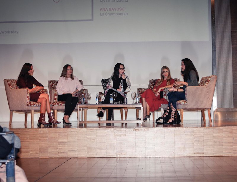 elle_es's tweet photo. ¿Te perdiste #ELLEWorksDay? Aquí tienes el resumen de una jornada única en el @MuseodelTraje https://t.co/rCwXbU1BKm https://t.co/jvcgVcMV8e