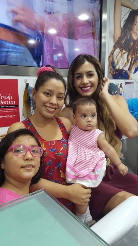 Hammerjeans's tweet photo. Firma de autógrafos en #HammerStore Iquitos encuéntranos en Próspero #865 https://t.co/OomZiblJQw