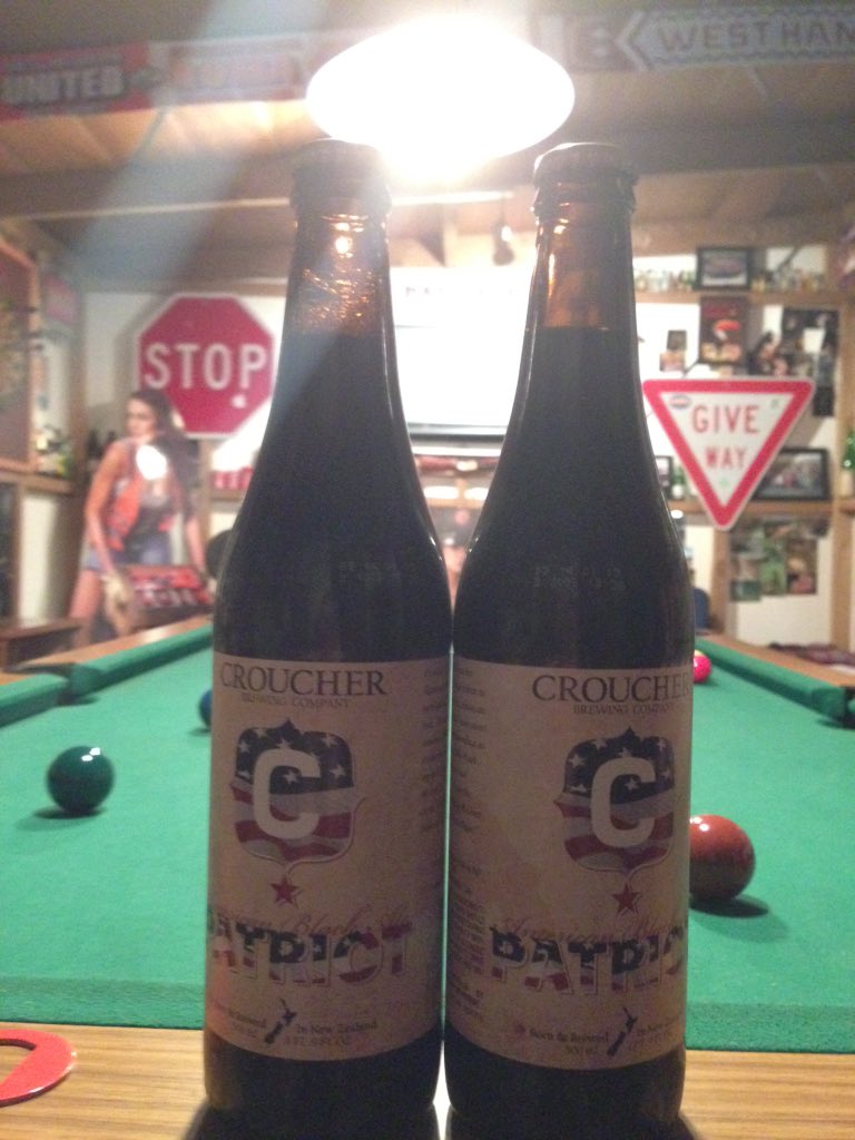 Gearing up for the game <a href="/CroucherBrewing/">Croucher Brewing</a> #AllBlackEverything beers in the man cave @TuataraBrew leggo!