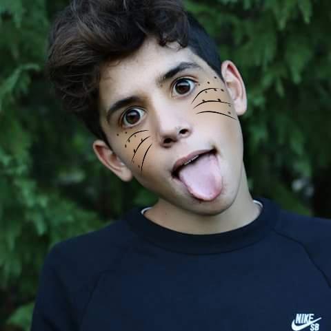 DeppEloise's tweet photo. Je te love mon suli @UnPandaMoqueur c'est moi qui a fait 😘 https://t.co/njaqt3caYR