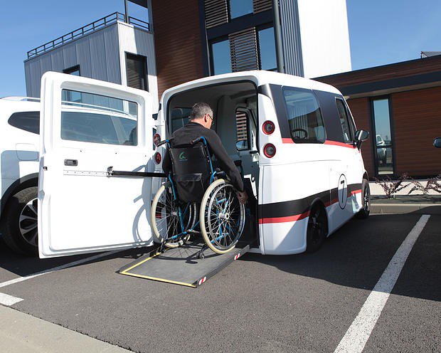 Cedr33k's tweet photo. #Handicap Kimsi #voiture #électrique sans #permis pour personnes à #mobilité #réduite https://t.co/iUQuWjSxN4 #pmr https://t.co/NBhg4VgI1c