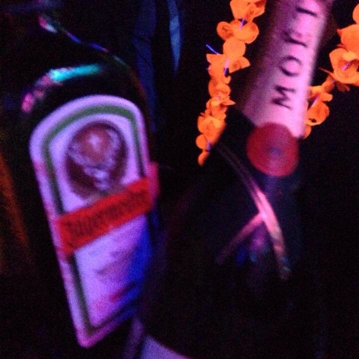 Dronefly9's tweet photo. Oficial #Halloween Night by #Jägermeister,
Moët & Chandon #BarSystems
#CasaCuervo #Moët #champagne https://t.co/U0SmRCcLON