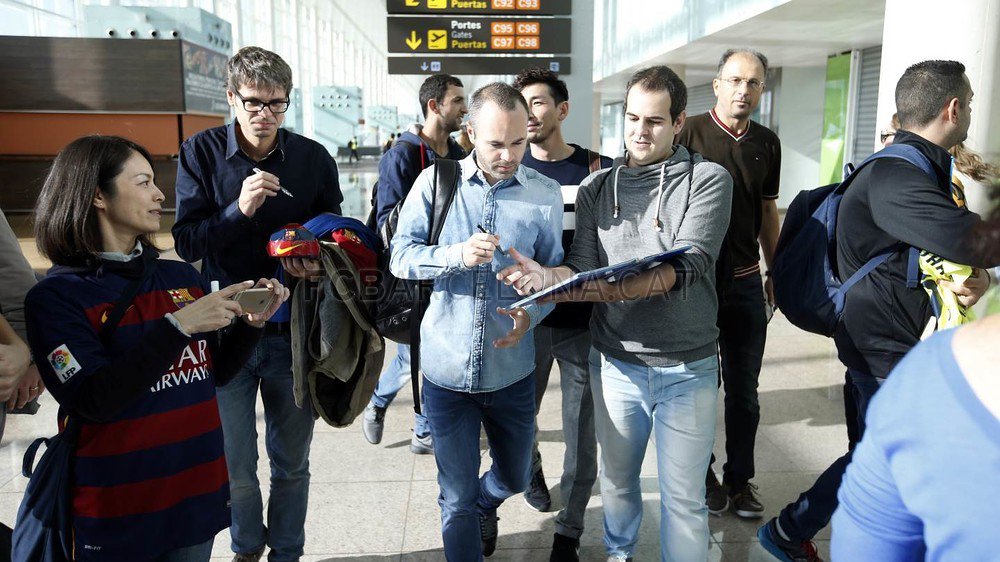 FCBarcelona_cat's tweet image. El Barça ja està camí de Madrid, per jugar aquest vespre (20.30h) a Getafe ow.ly/U4ty8 #FCBLive