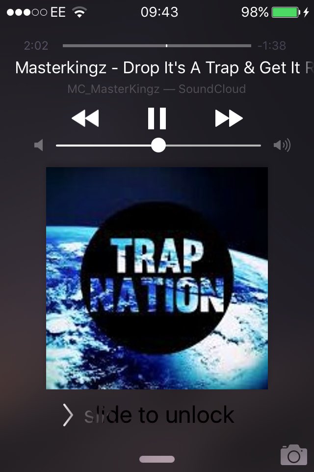 KingzCom's tweet photo. Check out one of my latest song 
https://t.co/DI5bMn8QxQ 
#FreeBeats #Music #Hiphopbeats #Trap #musicproducers #love https://t.co/4uuUyCGy3N