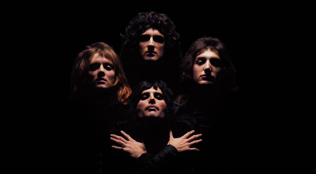 PLucry's tweet photo. #BohemianRhapsody
31 ottobre 1975 - 31 ottobre 2015

40 anni di un capolavoro.
Auguri.

❤

#Queen #HappyBirthday https://t.co/r9xYWPnDa6