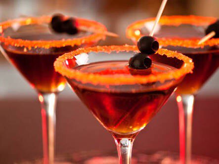 ChamarelSA's tweet photo. Happy Halloween make sure you have plenty of Chamarel for your #Halloween #cocktails #hellochamarel https://t.co/WOcEBjH7L2