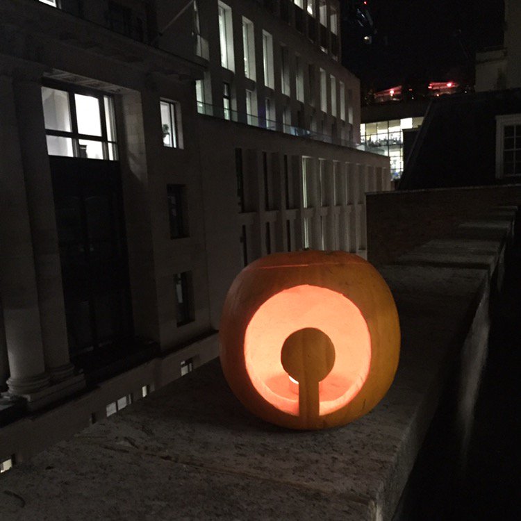 LocusHQ's tweet photo. #HappyHalloween from the @LocusDelivery team! 🎃👻 https://t.co/9302s80Wty