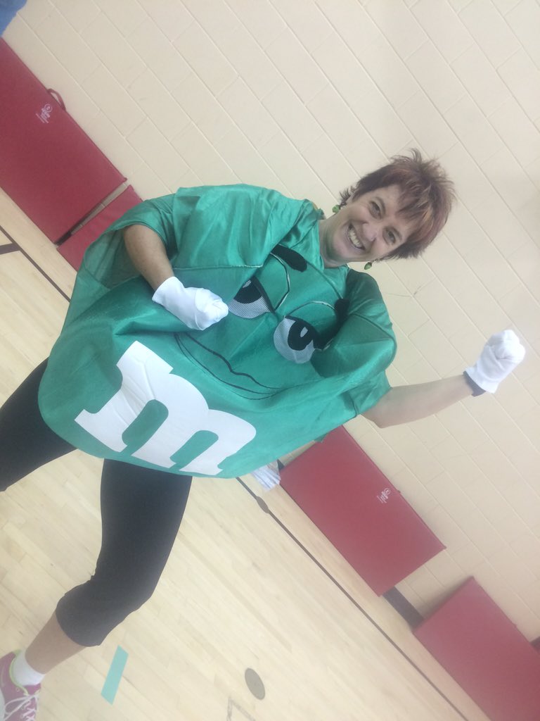 ymcahbb's tweet photo. Halloween is in the air at #GroupPower this morning #FlamboroughY @ymcahbb #YiMove https://t.co/vlThTTrsFv