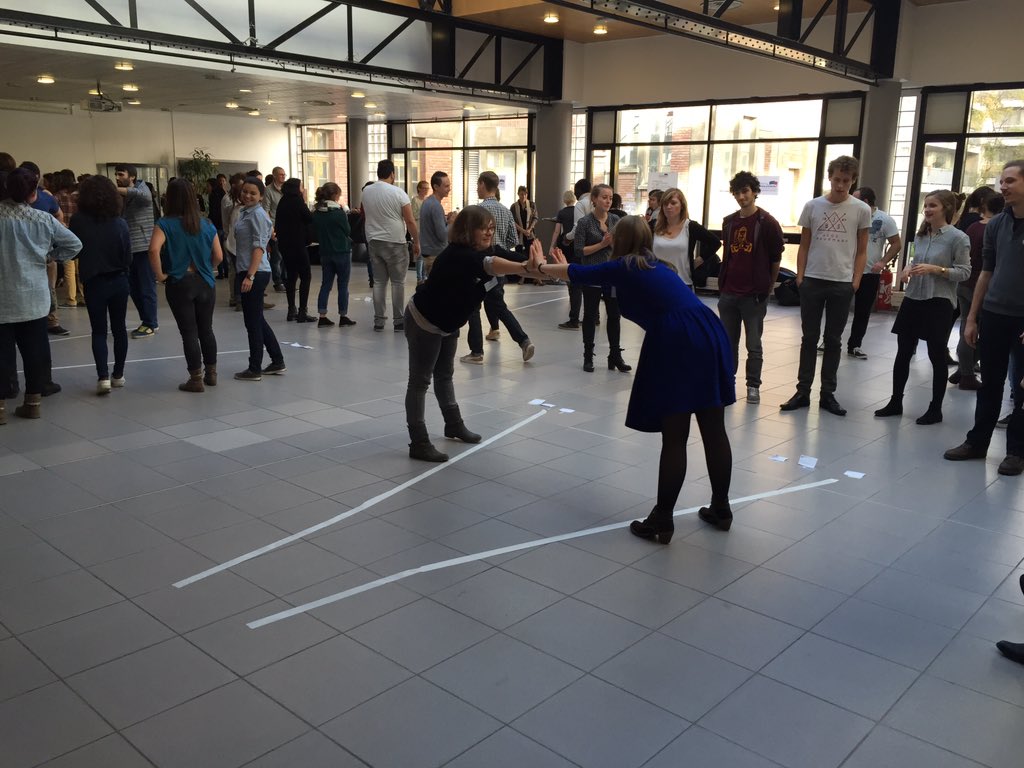 i_engagement's tweet photo. Tout à l'heure @osoudieu a proposé son activité "La crevasse" pour les lauréats de la #PromoIDE2015.
#LiveIDE2015 https://t.co/tBhhyXQJwZ