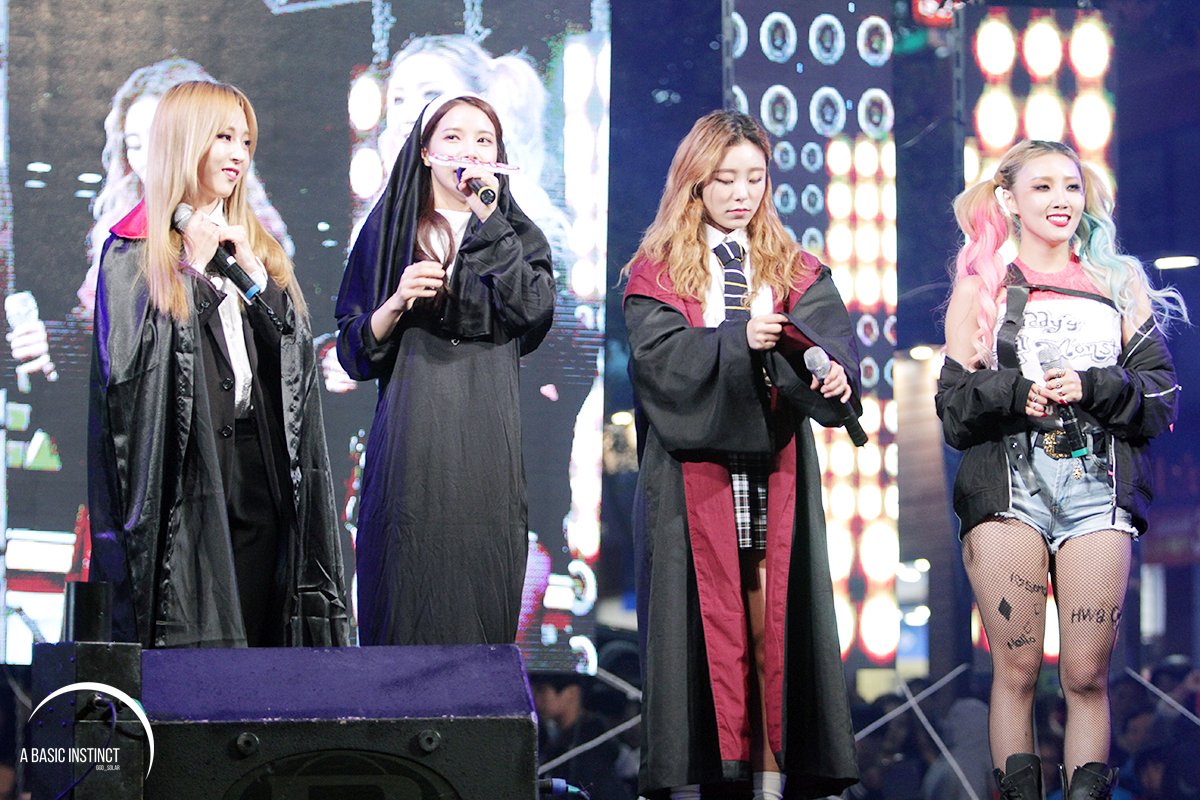 ggo_solar's tweet photo. #마마무 #MAMAMOO 늦었지만 #500일 축하해 https://t.co/1jnPMUBgOH https://t.co/TOMOUnIVq1