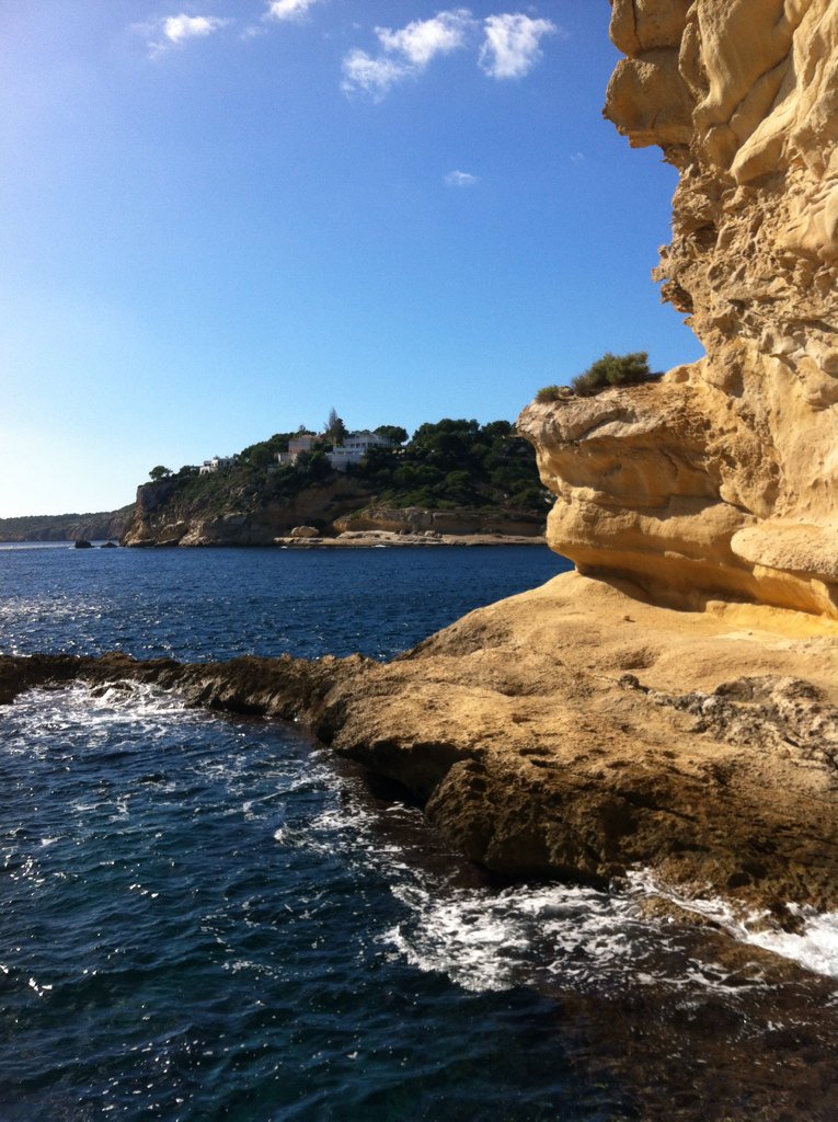 Chelzc1's tweet photo. Beautiful #sun #sea https://t.co/pCXNRsOOuC