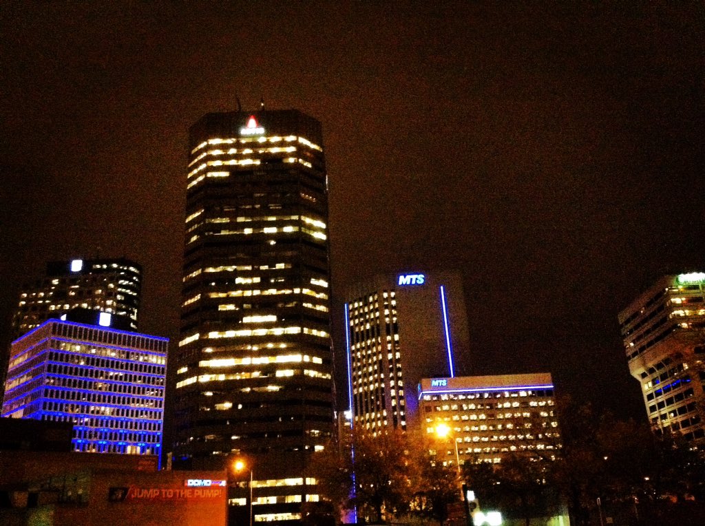 normalamano's tweet image. 