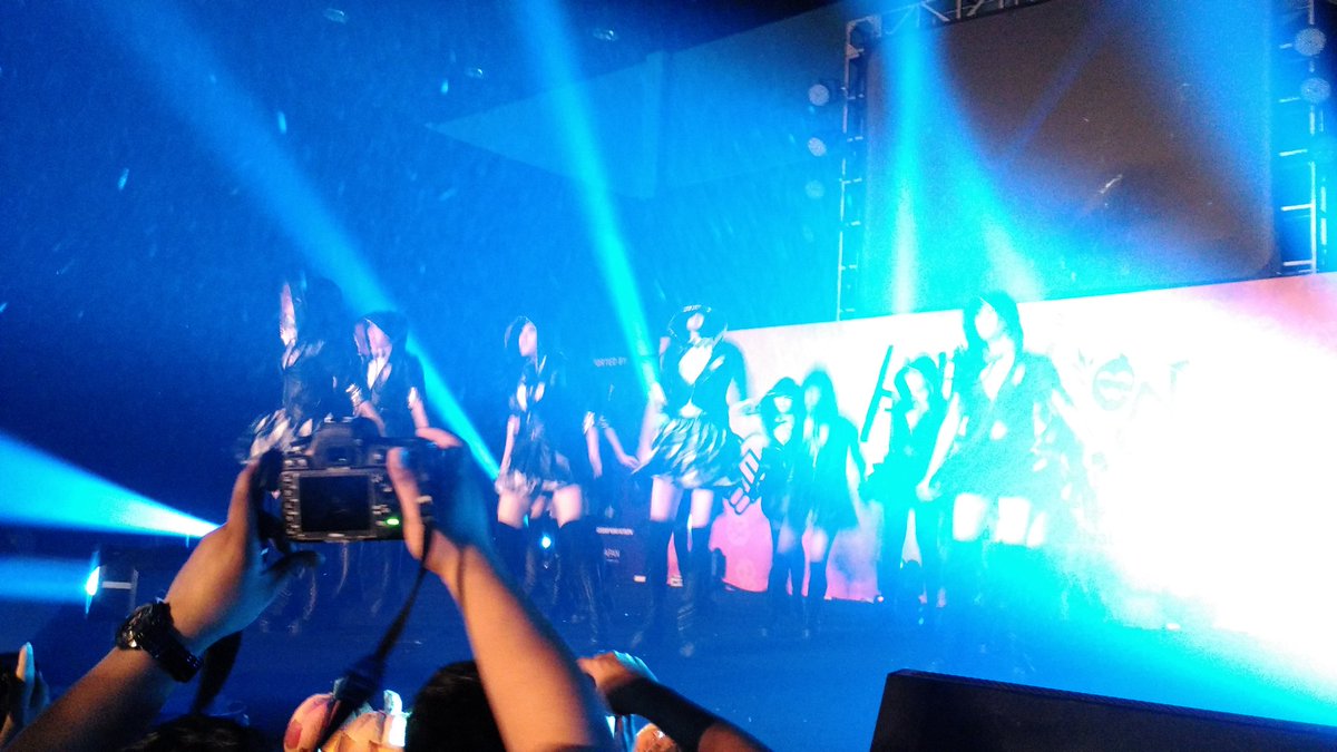 officialJKT48's tweet photo. #JKT48HalloweenHSF penampilan Single baru: Beginner https://t.co/VtGKyGqgbQ
