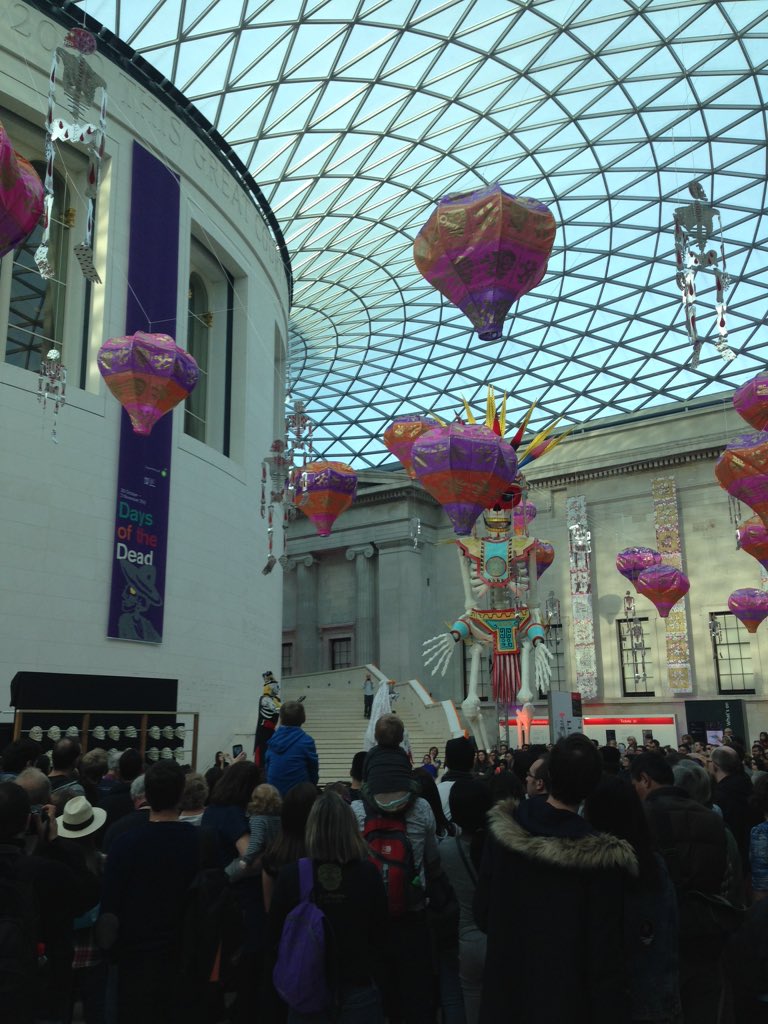 DVAZQUEZROSS's tweet photo. #DaysOfTheDead #britishmuseum tradiciones mexicanas en londres https://t.co/RWbHEB54zU