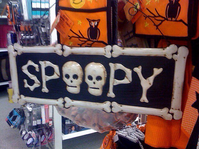 YouHadOneJ0B's tweet photo. SPOOPY? https://t.co/G0KKHQy7xq