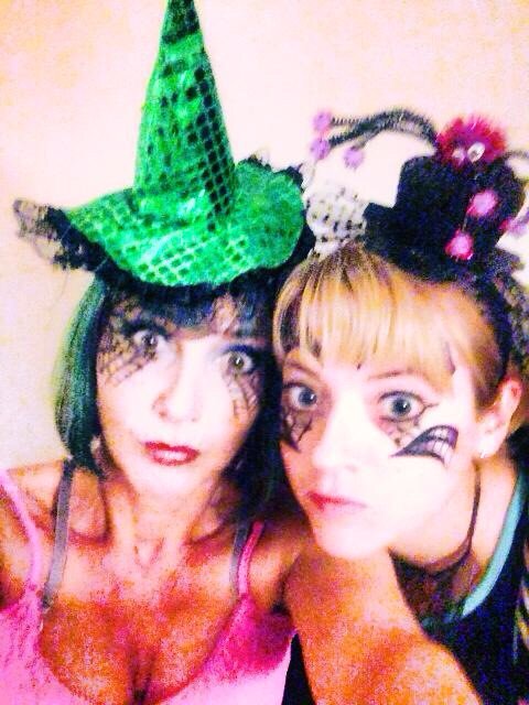 Zumba5's tweet photo. Awesome Halloween in class #zumba #halloween #zumbaparty #halloweenparty https://t.co/JiEWFIlvdC