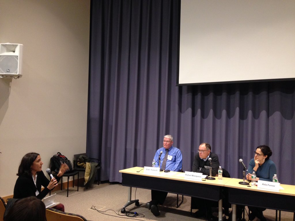 araujohistorian's tweet photo. Marcela Echeverri asking about experiences that do not fit the categories of first or second slavery #GLC2015 https://t.co/aXcqg1x2XS