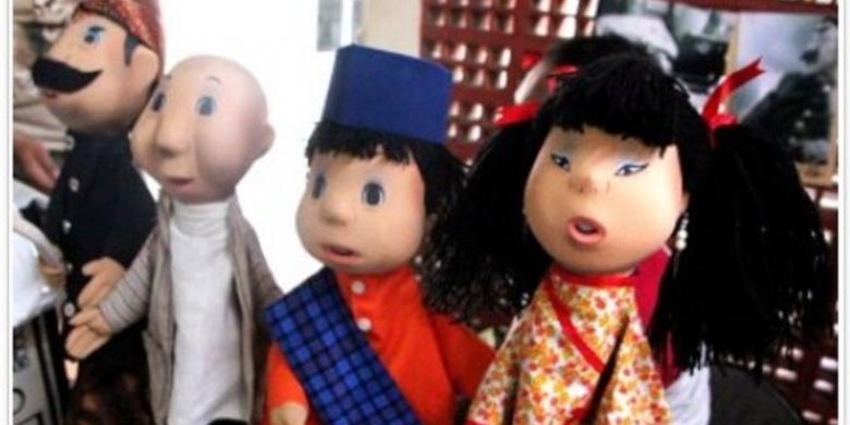 Boneka engkongnya Meilani favorit Pak Raden.
kom.ps/AFtlBN