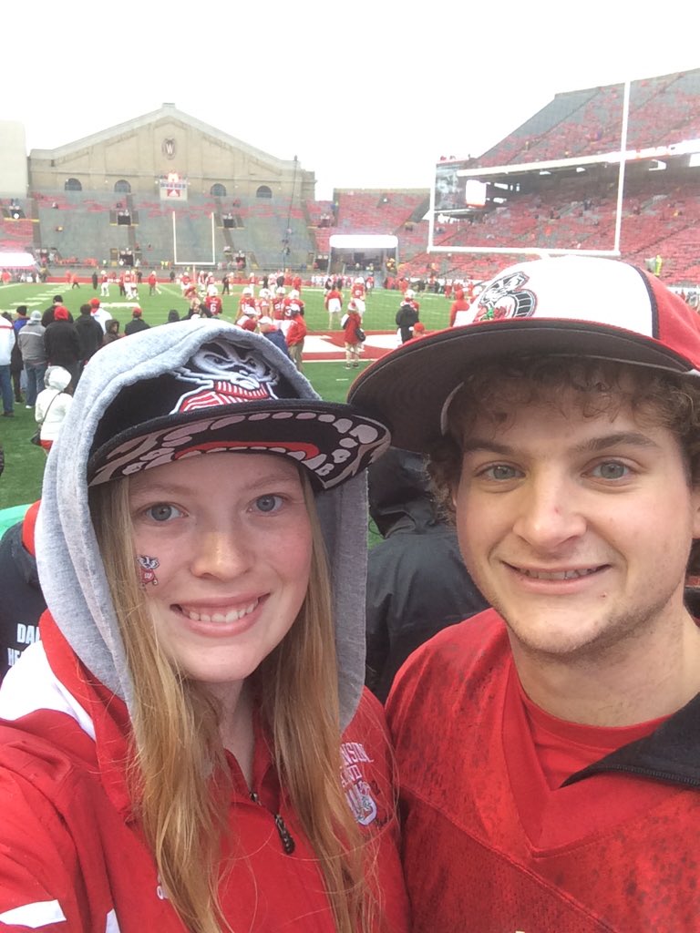 McRAM13's tweet photo. Halloween game day!! #Badgers #rain #OnWisconsin https://t.co/hDldgdrKri