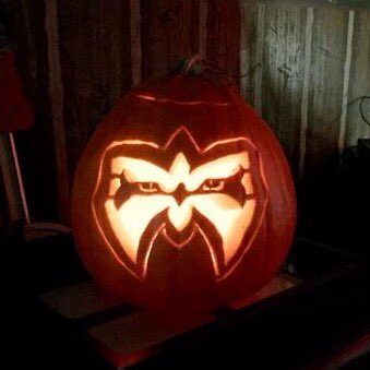 UW_HKY's tweet photo. Happy Halloween from Parts Unknown. @Gthla https://t.co/XPmHWttuU7
