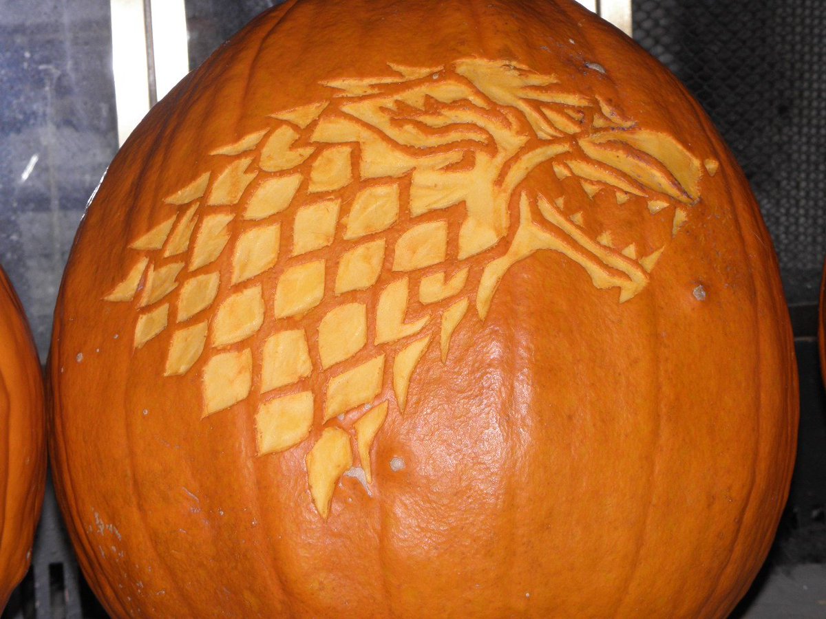 revchadlangdon's tweet photo. I love how my #GameofThrones pumpkins turned out!  #GoTHalloween https://t.co/EeK6Kk6JYh