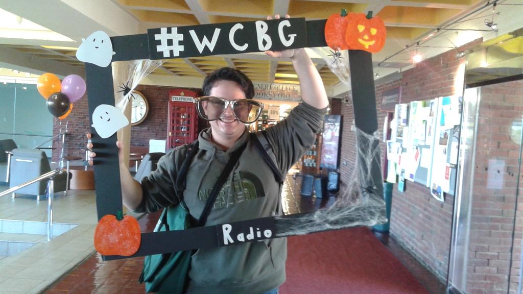 WCBG_Media's tweet photo. Happy Halloween from #WCBG &amp; supporters! Stay safe, get wicked , &amp; get spooky 🍊🍊🔥👻👽👿💀👐 https://t.co/p9BBCwxMrM