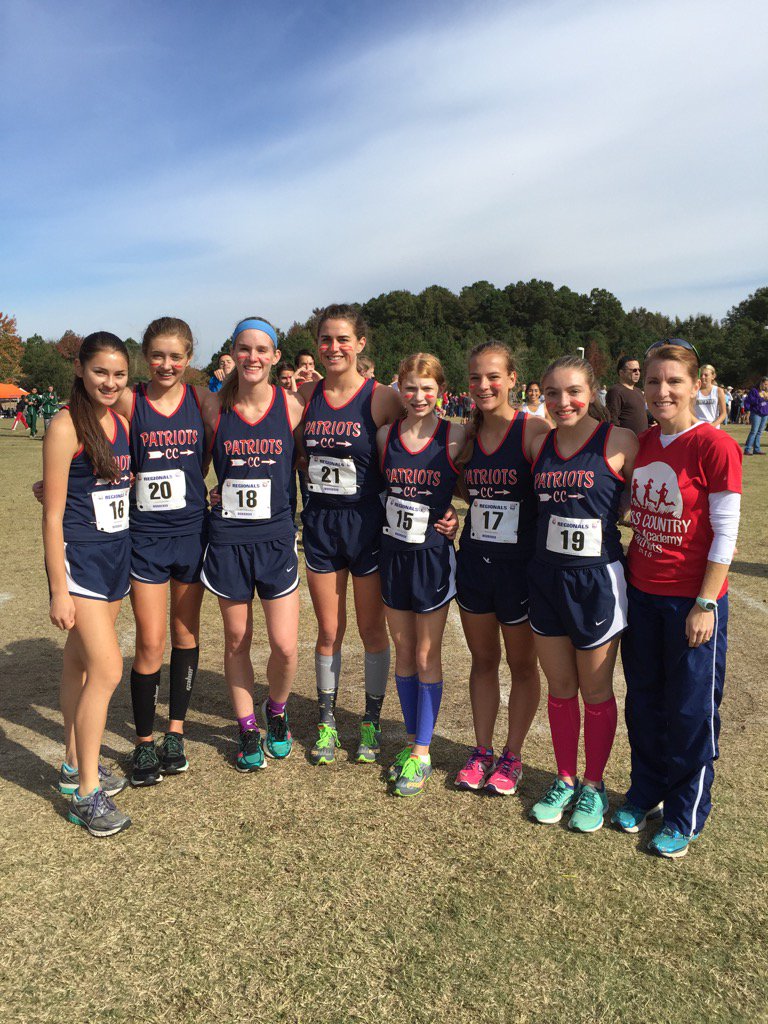 Dwayne262's tweet photo. @FA_PatriotNews #faxc girls go time for regionals.  #RaceDay https://t.co/xpeFT39YwZ