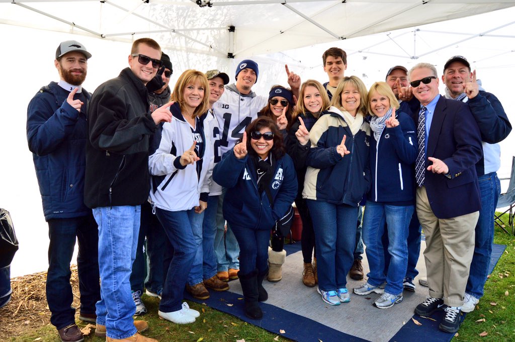 PennStateFball's tweet photo. Fall Saturdays. Penn State Football. Perfection. #letsgostate #beatillinois https://t.co/uZ4zAjIMUN