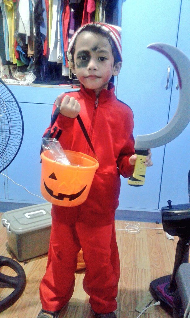 RuzzelSantos's tweet photo. Happy Halloween to all.#HappyHalloween 
#ALDUBBahayNiLOLA https://t.co/LuYHkAWdwr