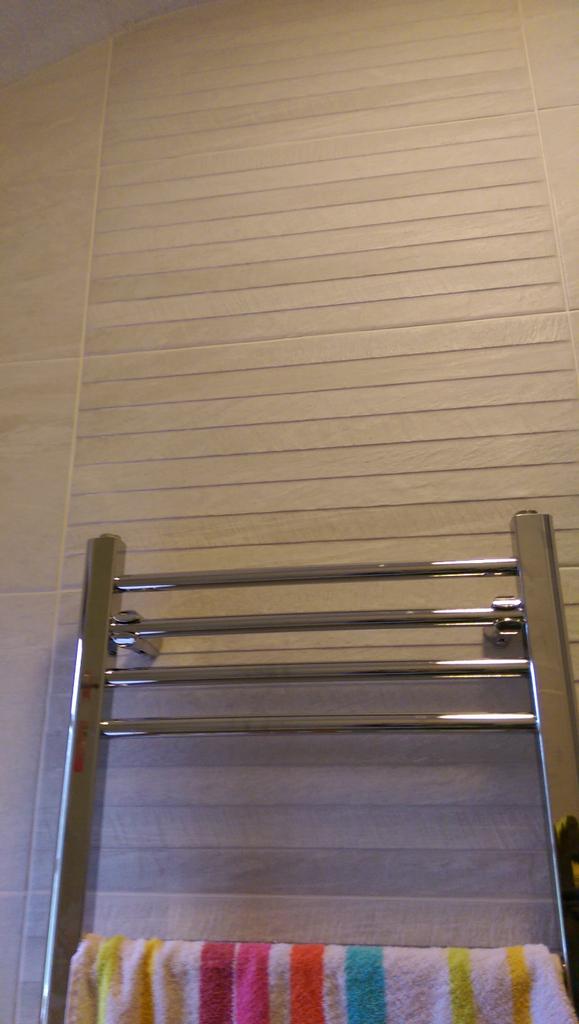mgbservices's tweet photo. #newbathroom #newtileing #churchhouse https://t.co/ByPl33QkEf