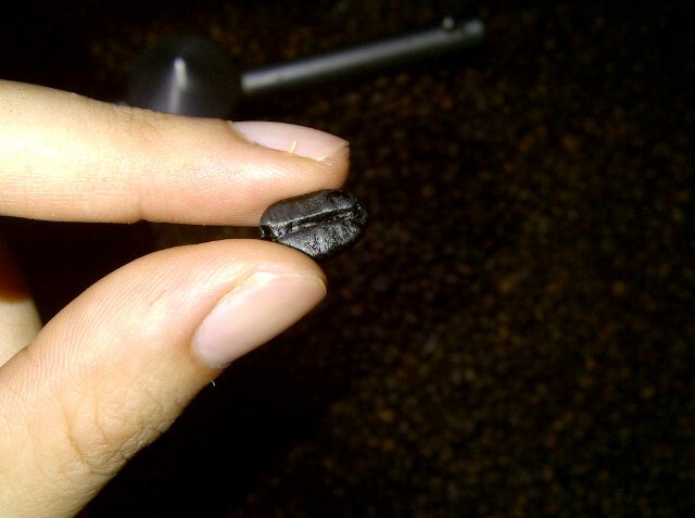 Bukan dark roasted coffee. Ini sebenarnya Norit.