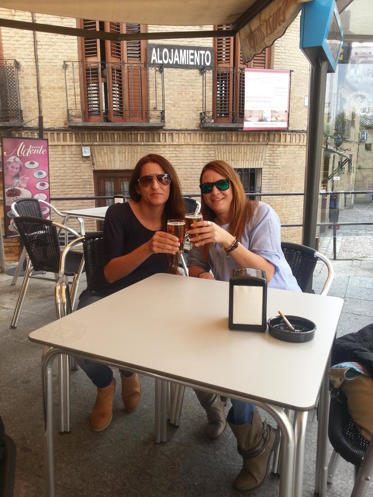 Rosee71's tweet photo. #Toledo por mí y por todos mis compañeros!! @canto_lola @capasicos @Sergio6Monforte @sullivan285 @annny94 https://t.co/Lj900HrPfE