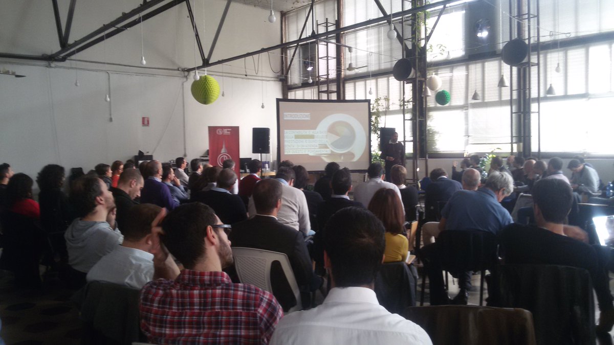 42accelerator's tweet photo. Misurare e raggiungere il #successo #ssg2015 รจ ora di #metriche e modelli di #Business @doersproject @cantieriogr https://t.co/1LUyNAyBhj