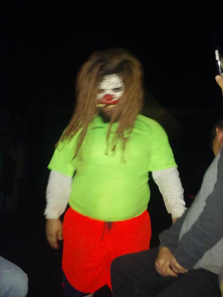 Steven2689's tweet photo. #ScreamAcres #HappyHalloween https://t.co/wID1sMczMg