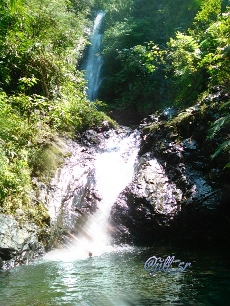 yogha_budi's tweet photo. Dan ini curug karang,masih sama di kec.rembang,kab.purbalingga. https://t.co/KzMGmKajpu