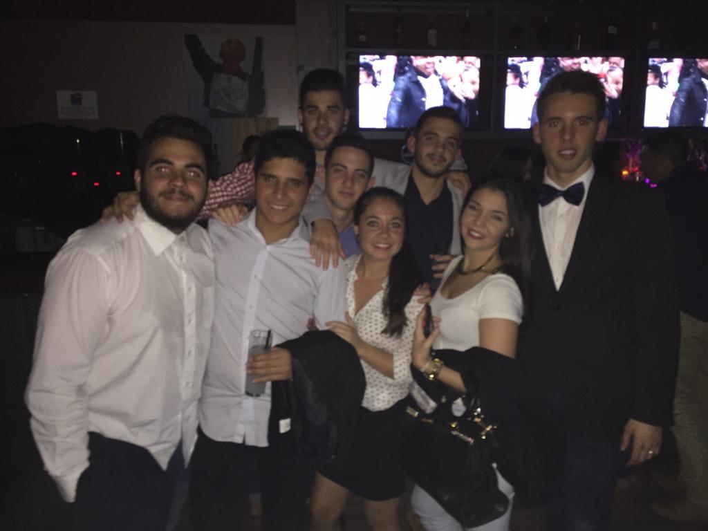 LidiaLeyton29's tweet photo. Cuando se esta bien se está, y más en estas compañías 😊✌👌 https://t.co/6mZ1oIFBmA