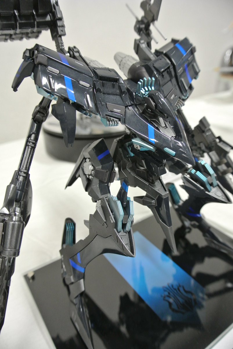 なびゅー 貴様らには水底がお似合いだ ステイシス完成 今回は去年作ったホワグリと色々対比するように制作 装甲部分は鏡面もどきのグロス仕上げ 理由は 水濡れ 水没 のイメージ ホワグリとの対比 新品 高級感 ハイエンド機感 Acfa T