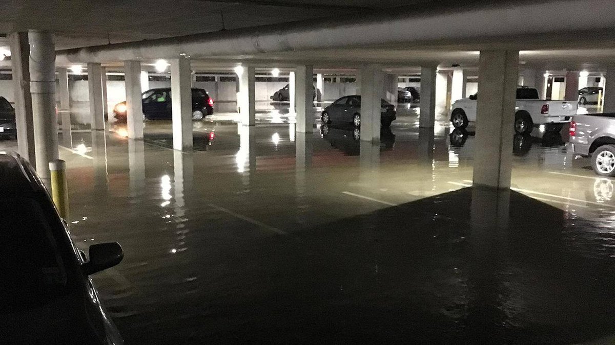 abc13houston's tweet photo. Photos from flooding around the Houston area -->  https://t.co/n5TZpq97H9   #abc13storm #HouWx https://t.co/GZ4nKkTrAD