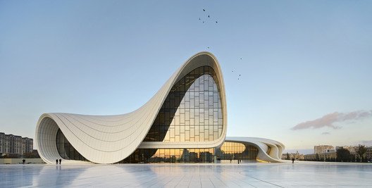   Spotlight: Zaha Hadid  > khairulleon.tumblr  