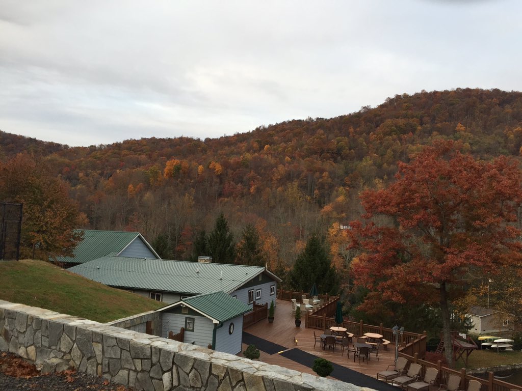ryanpendy's tweet photo. Good morning @CovenantGreer from @TheCampNC ! Beautiful start to our day #risestudents #fallretreat https://t.co/PaPYXNFevx