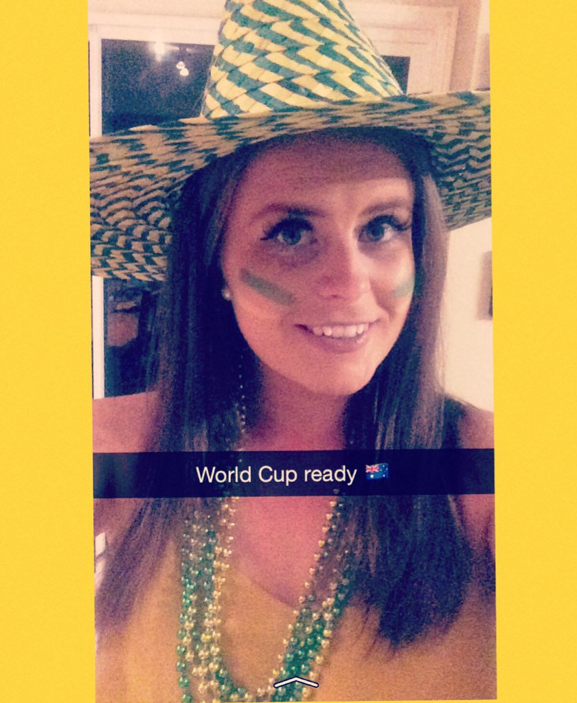 Louise_Irish's tweet photo. C'mon Wallabies #RWCFinal #RWC2015   #AUSvNZ @Wallabies https://t.co/EU0O7FecCp