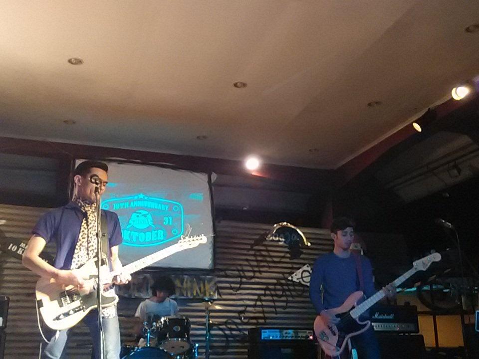 Sudah mulai dakwahnya <a href="/KIRI_Official_/">KIRI,</a> #GarageParty 🍻 bismillah