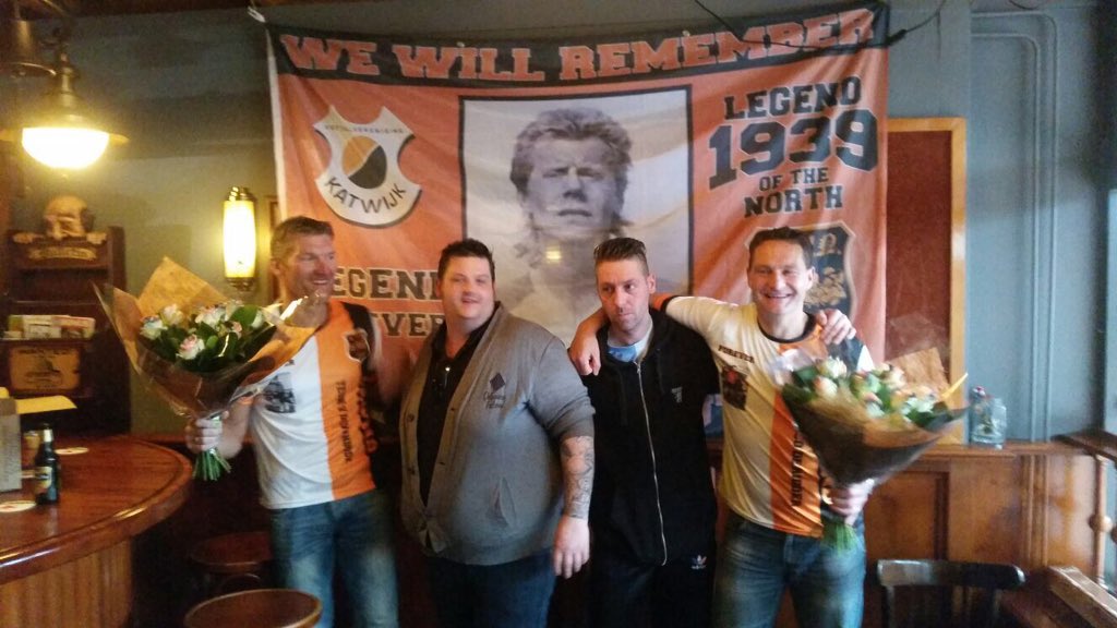 De eerst legend shirts zijn overhandigd aan Marco de ridder en Teun van duyvenbode # legend #kwn1939