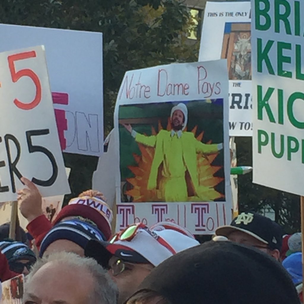 TempleMakeouts's tweet photo. Gotta pay the troll toll #BeatNotreDame https://t.co/4NHgSs3e35