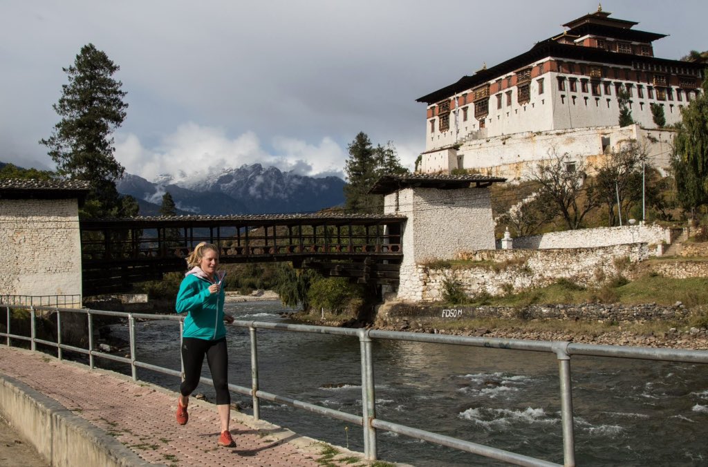 annafrosty's tweet image. Running high and low through culture and snow! @TrailRunMag #tourdetrails