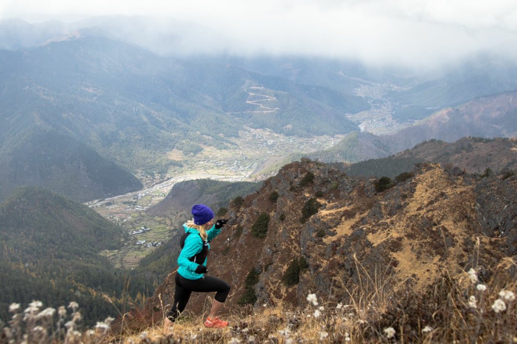 annafrosty's tweet image. Running high and low through culture and snow! @TrailRunMag #tourdetrails