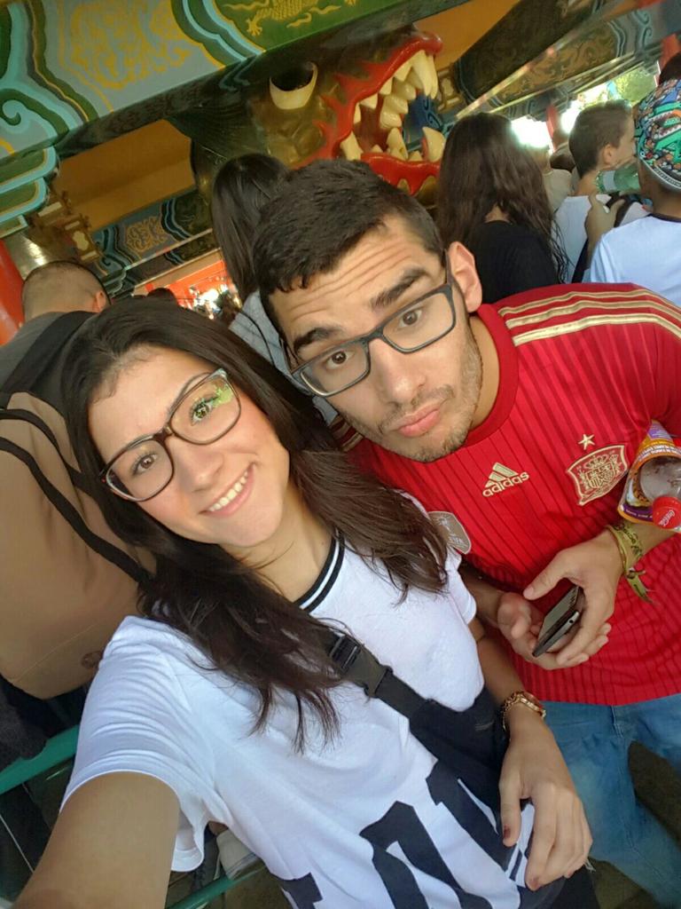 topotorero1's tweet photo. #mecagodemiedoenportaventuraliteral1con @CrisLlorente21 https://t.co/6xOalq59Ty